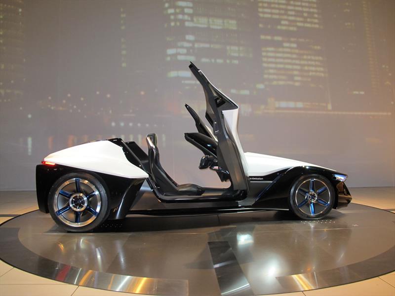 Nissan Bladeglider concept