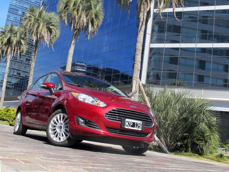 Manejamos el nuevo Ford Fiesta KD Powershift