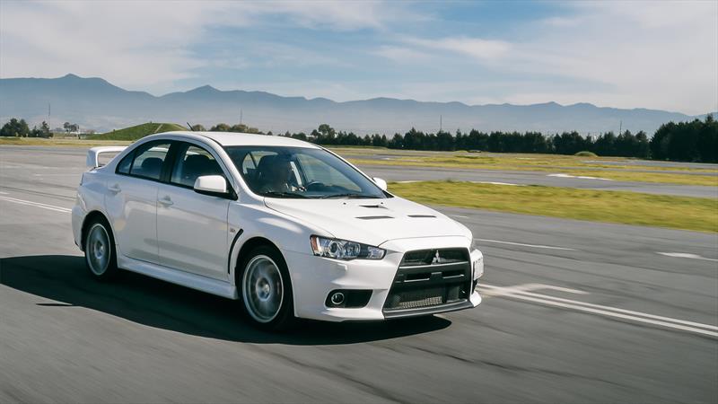 Mitsubishi Lancer Evolution X