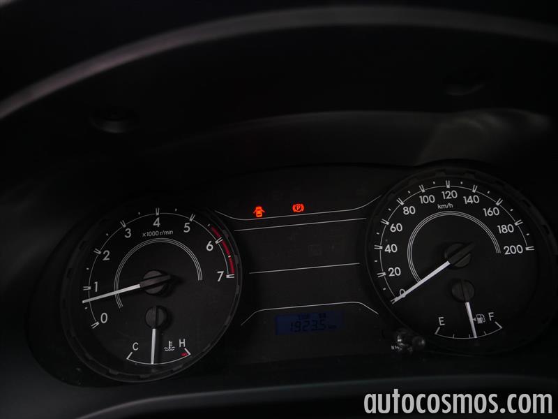 Nissan NP300 vs Toyota Hilux vs Mitsubishi L200