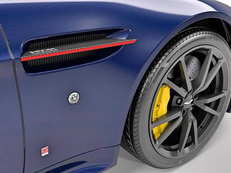 Aston Martin Vantage S Red Bull Edition 2017