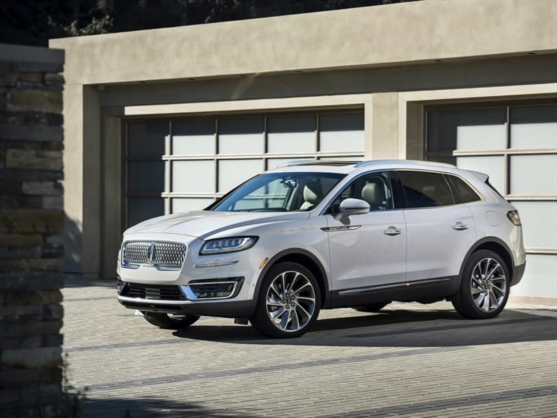 Lincoln Nautilus 2019