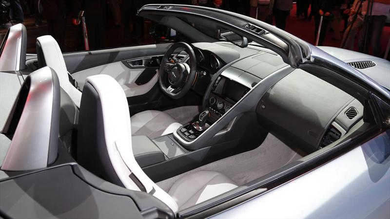 Jaguar F-Type se presenta en el Salón de París