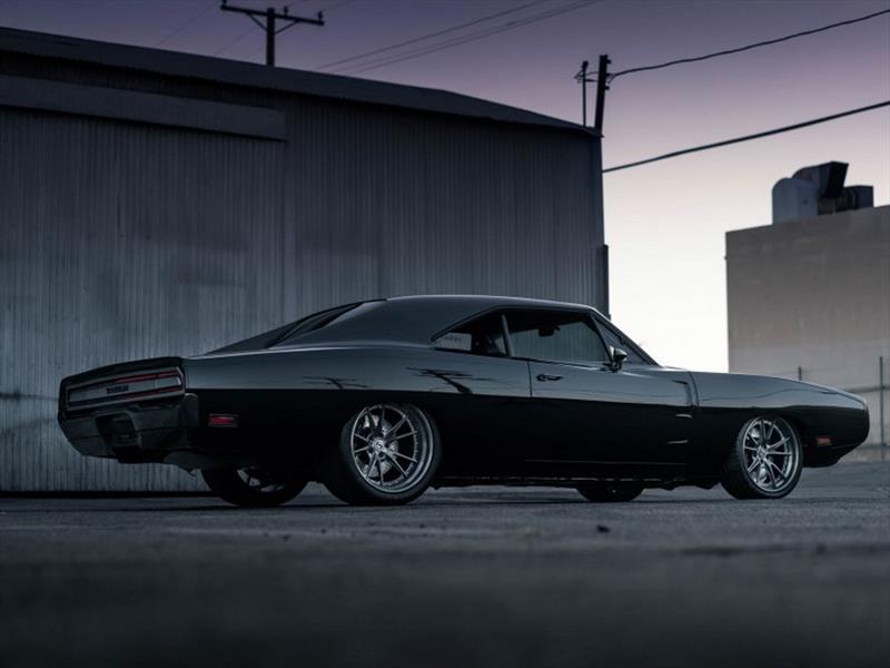 Самая опасная машина в мире dodge charger