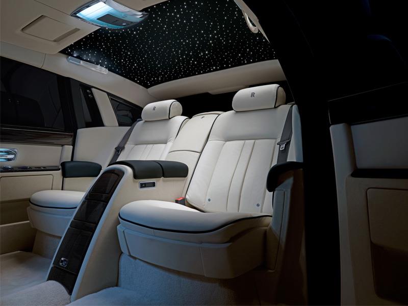 Top 10: Sorprendentes y absurdas opciones que puedes elegir en un auto