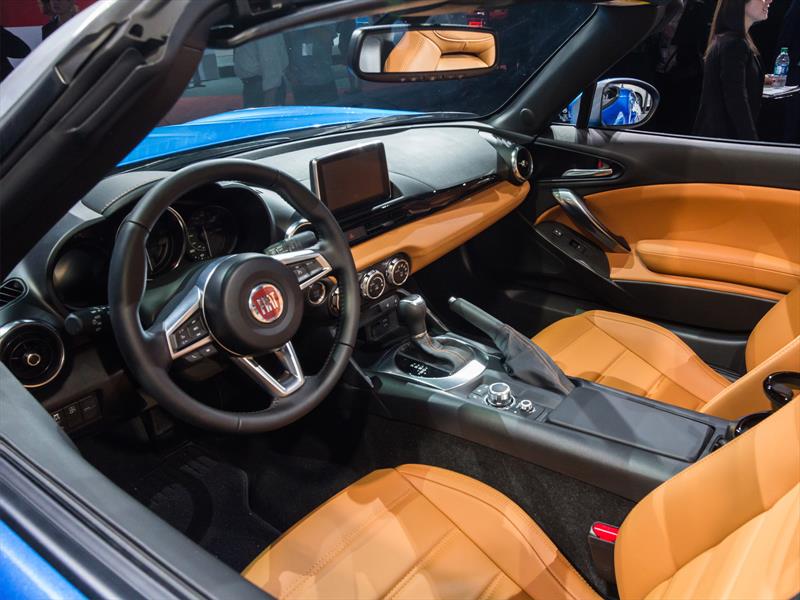 FIAT 124 Spider 2017