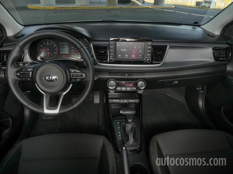 KIA Rio Sedán 2018