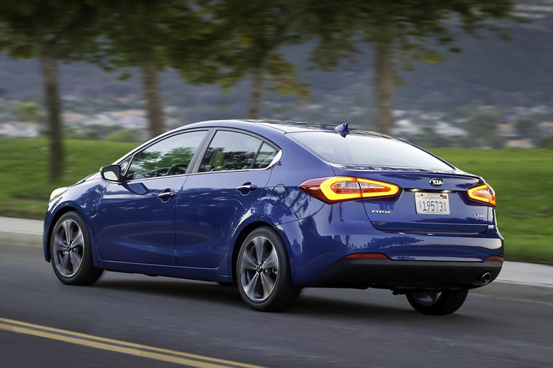 Kia Forte Sedán 2014