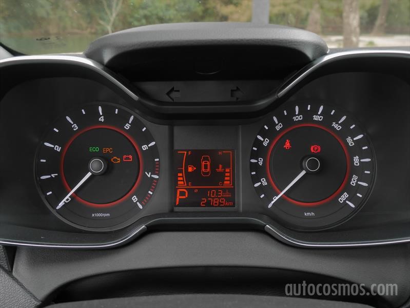 Chery Arrizo 5 a prueba