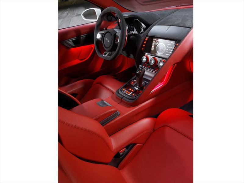 Jaguar C-X16 Concept en Los Angeles 2011