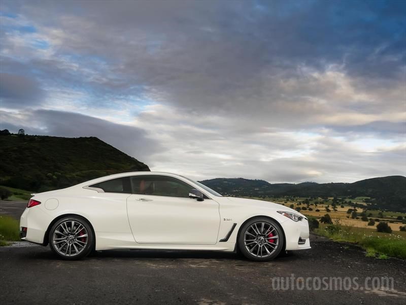 Infiniti Q60 2017