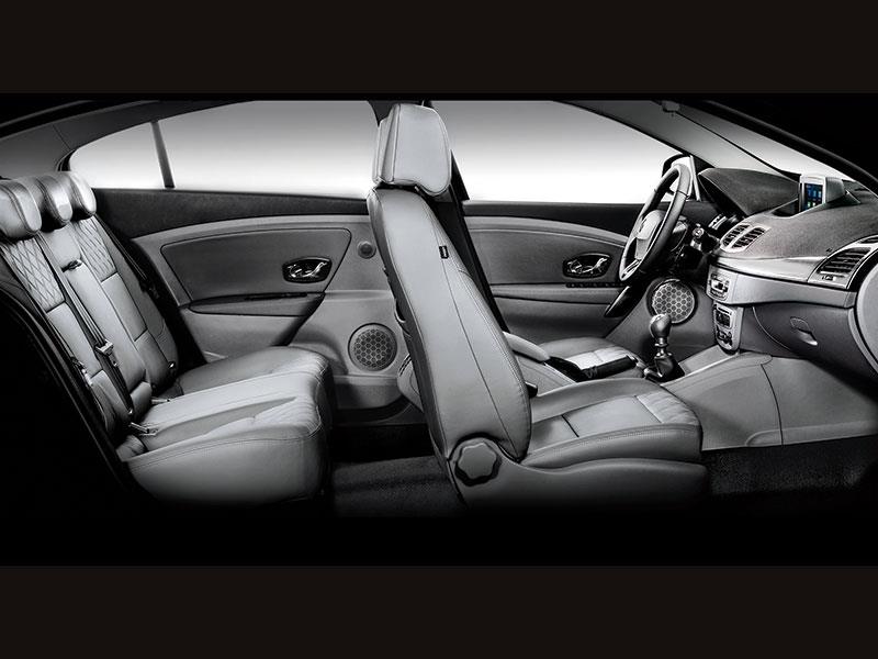 Renault Fluence se renueva.