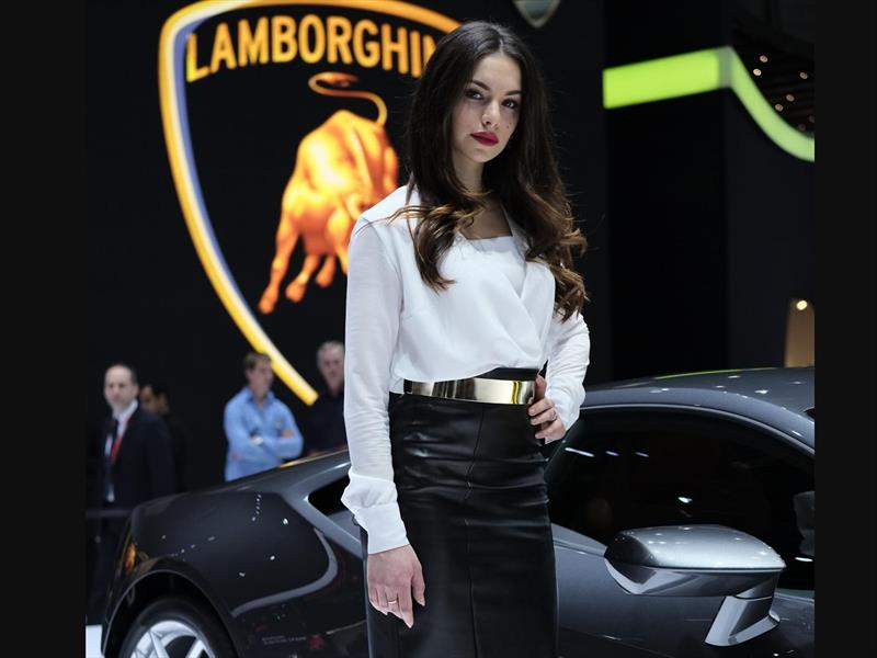 Las chicas del Salón de Ginebra 2014