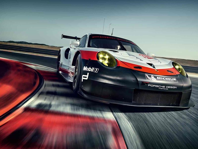 Porsche 911 RSR