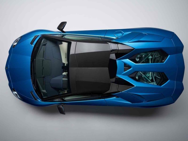 Lamborghini Aventador S Roadster