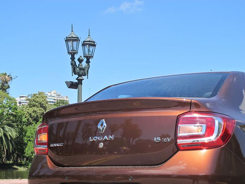 Probamos a fondo el nuevo Renault Logan