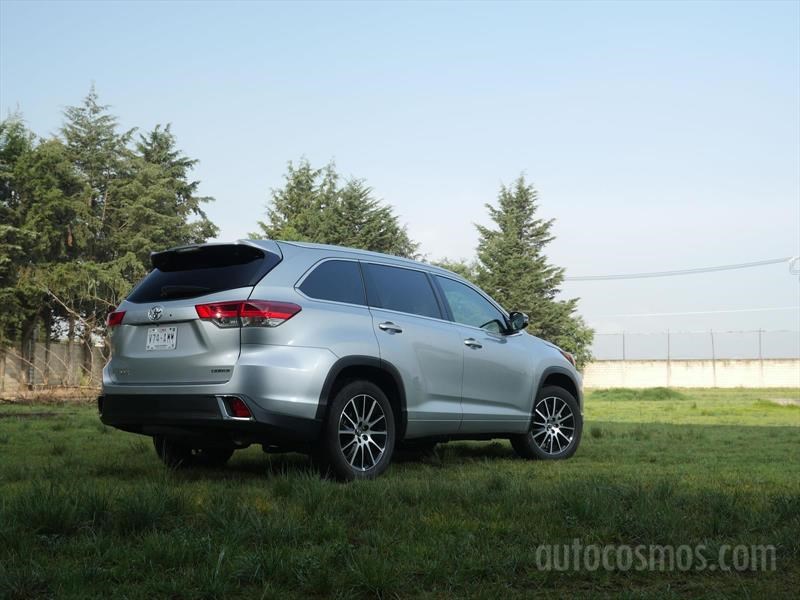 Toyota Highlander 2017