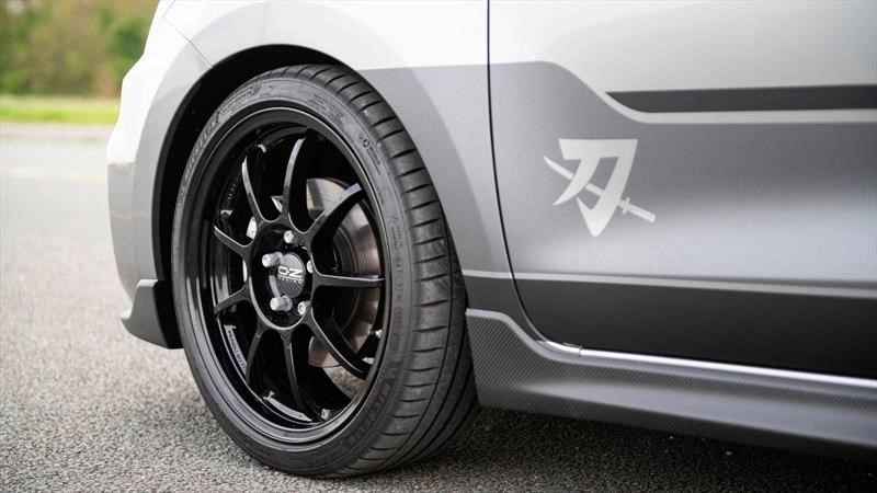 Suzuki Swift Sport Katana