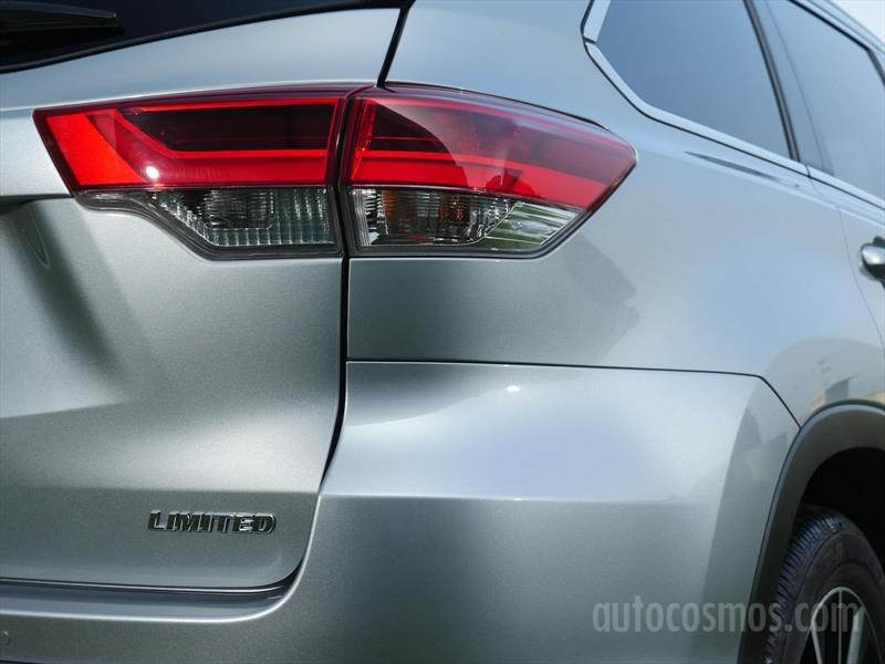 Toyota Highlander 2017