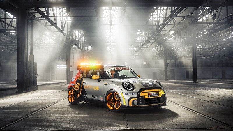 MINI Electric Pacesetter