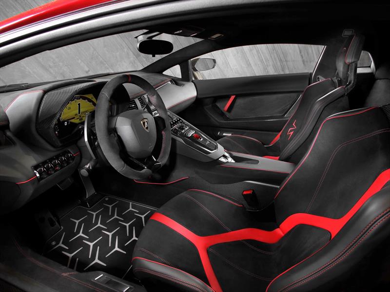 Lamborghini Aventador LP 750-4 Superveloce
