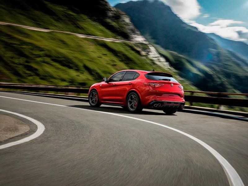 Alfa Romeo Stelvio 2018
