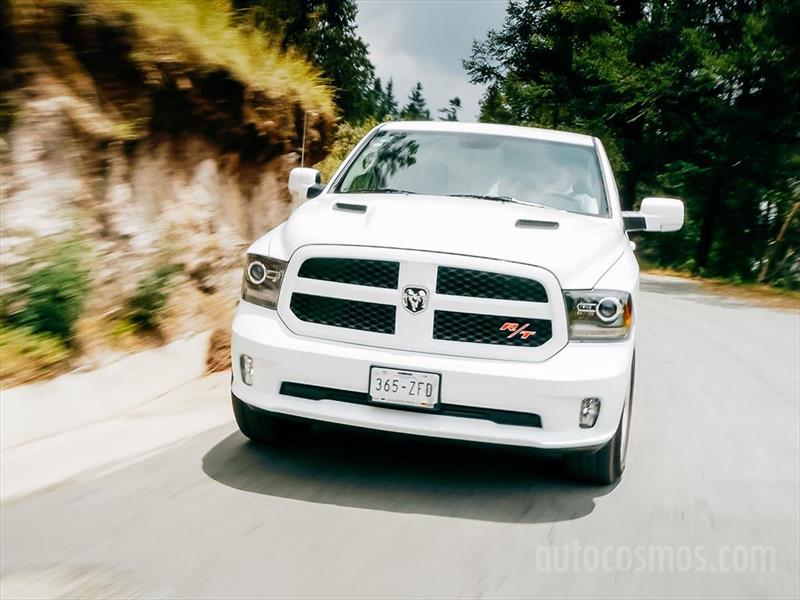 RAM RT 4X4 2014 a prueba