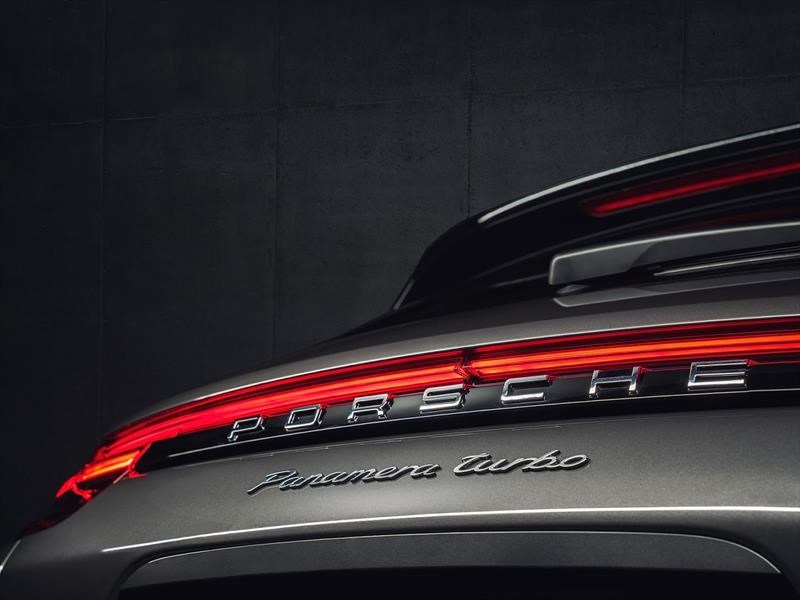 Porsche Panamera Sport Turismo 2018