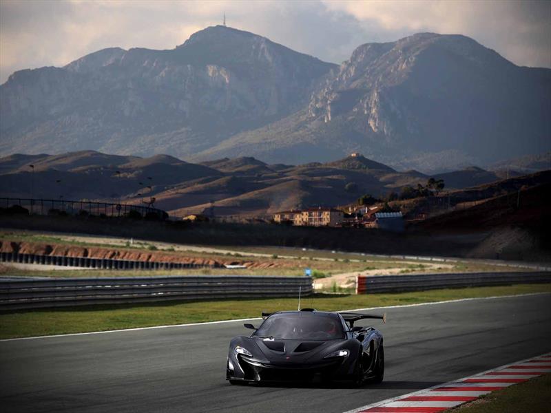 McLaren P1 GTR