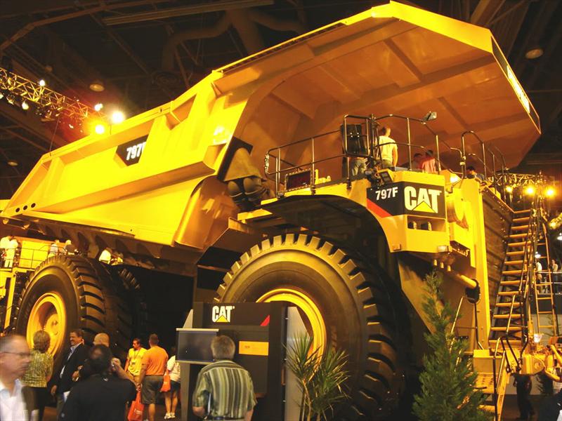 Michelin: Caterpilar 797 B