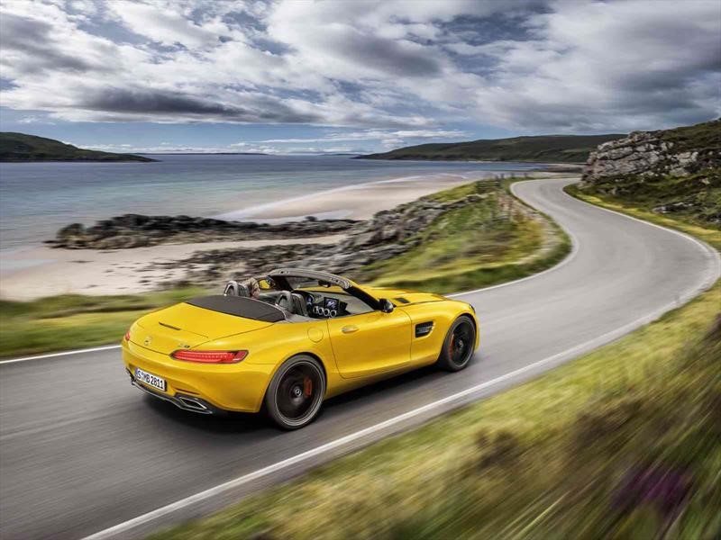 Mercedes-AMG GT S Roadster
