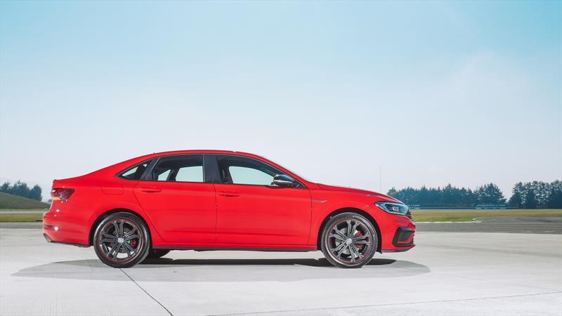 Volkswagen Vento GLI a prueba