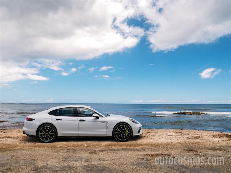 Porsche Panamera Turbo S E-Hybrid 2018