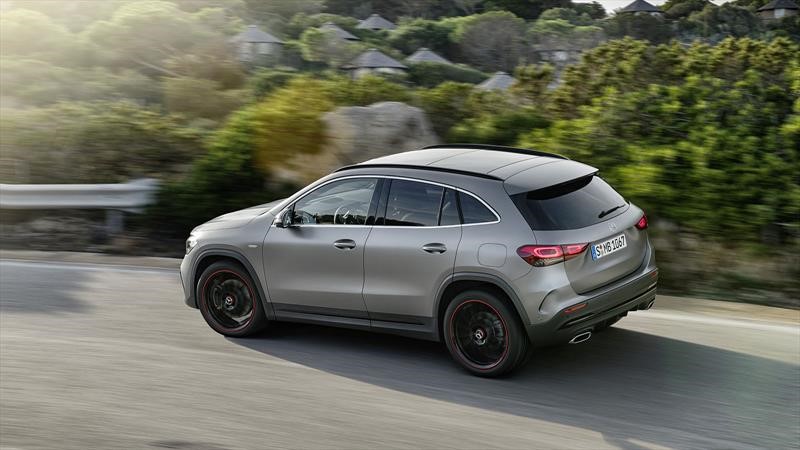 Mercedes Benz GLA 2021