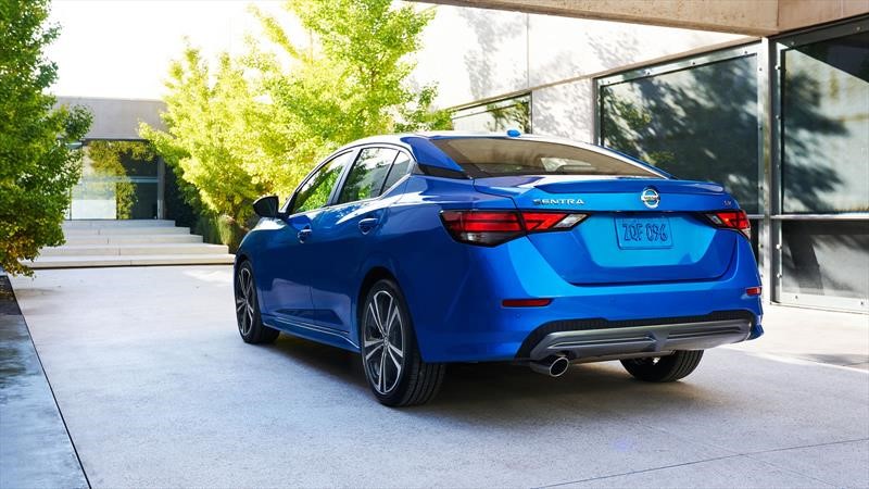 Nissan Sentra 2020