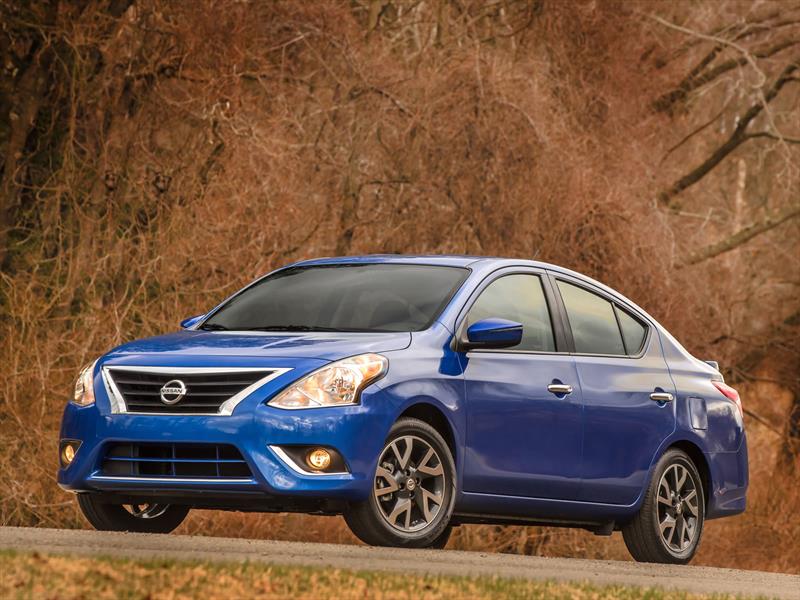 Nissan versa 2015