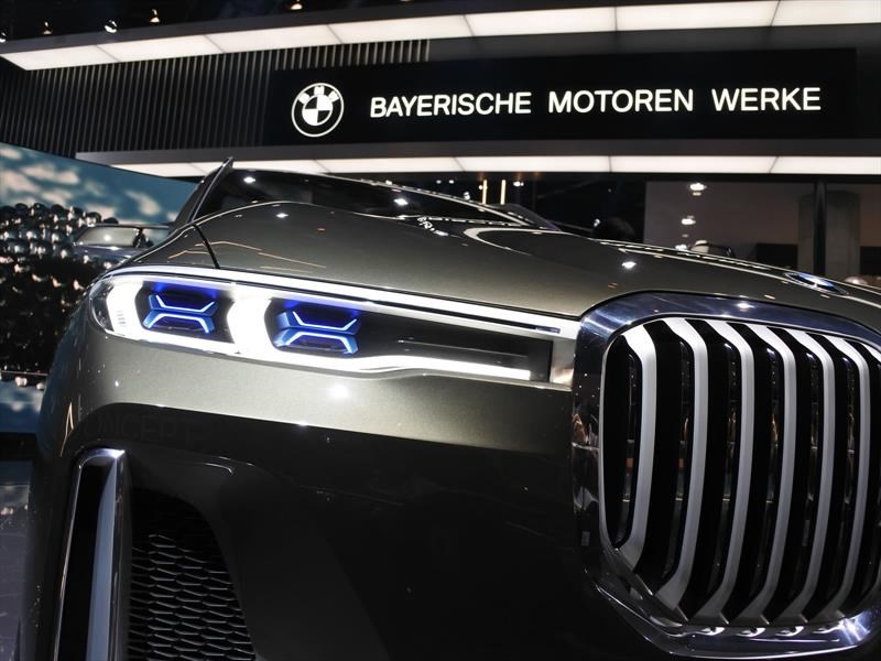 BMW Concept X7 iPerformance