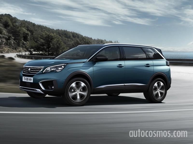 Peugeot 5008 en París