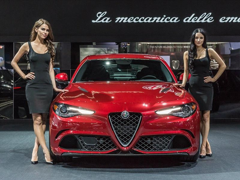 Las chicas del Auto Show de Los Ángeles 2016