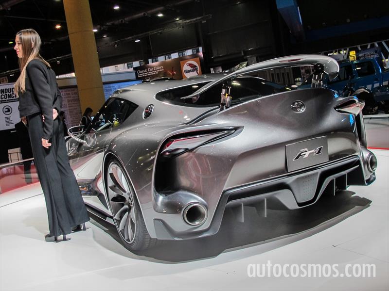 Toyota en el Salón de Buenos Aires 2015