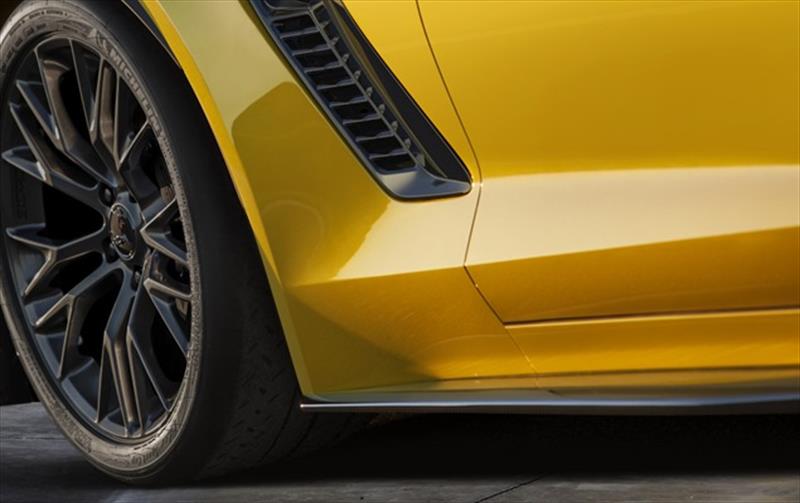 Chevrolet Corvette Z06 2015 se presenta