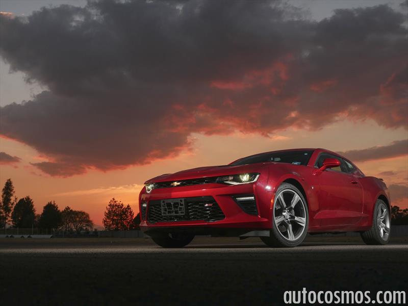 Comparativa: Mustang vs Camaro vs Challenger