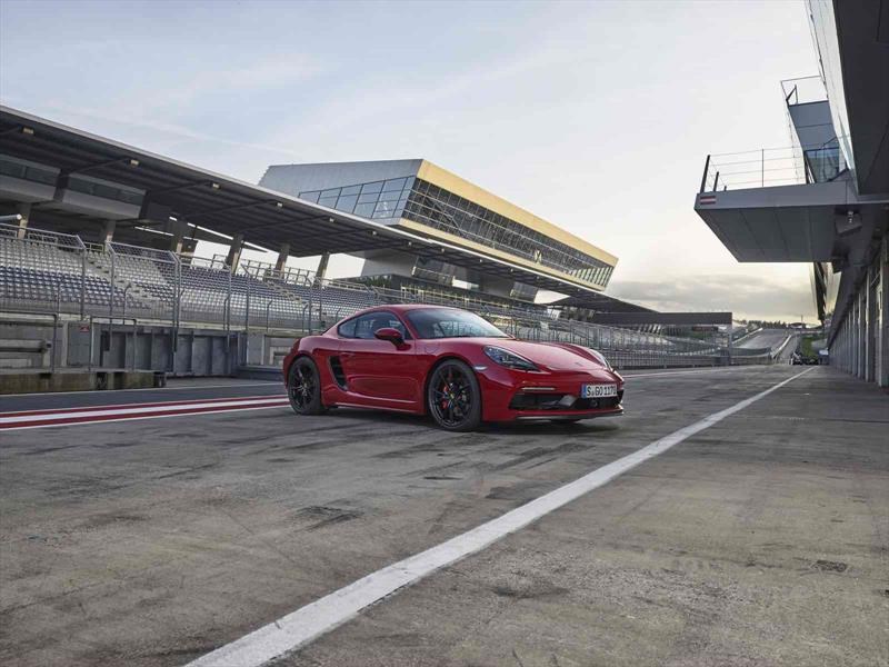 Porsche 718 Boxster GTS y 718 Cayman GTS