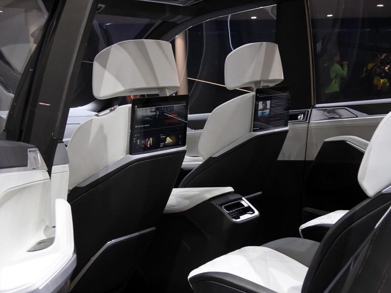 BMW Concept X7 iPerformance