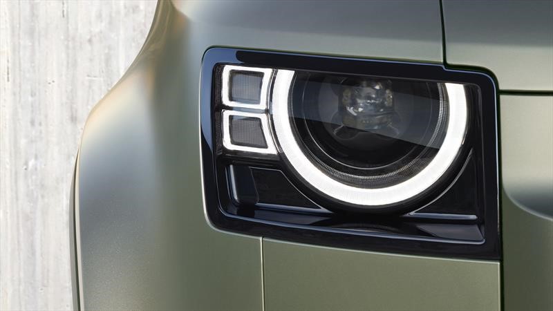 Land Rover Defender 2020