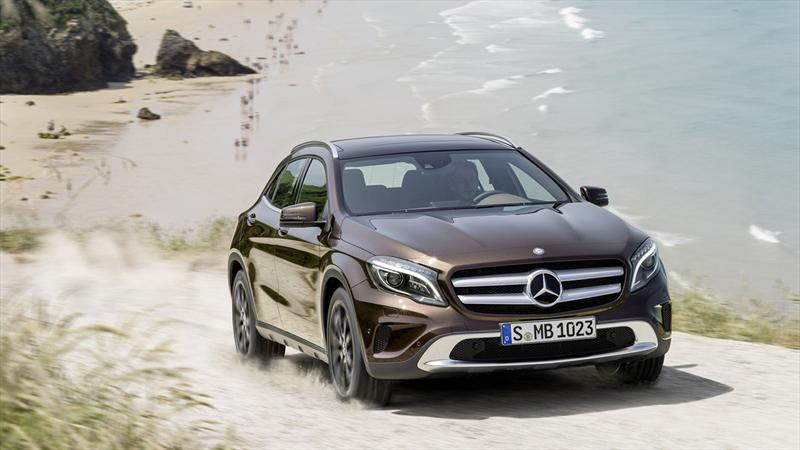 Mercedes-Benz GLA 2015