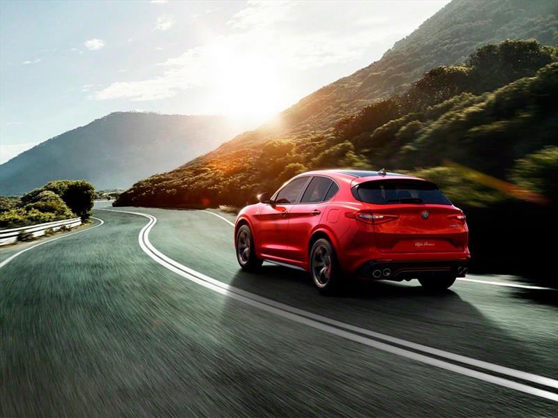 Alfa Romeo Stelvio 2018