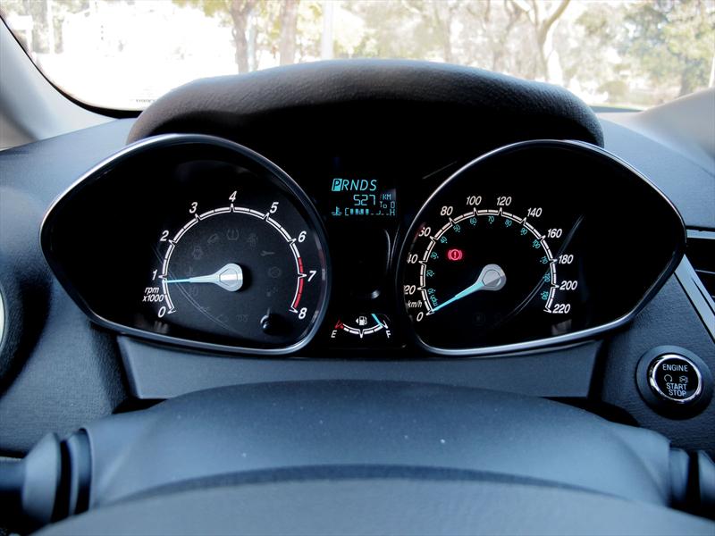 Manejamos el nuevo Ford Fiesta KD Powershift