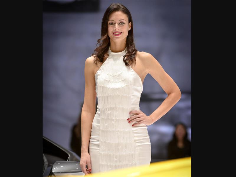 Las chicas del Salón de Ginebra 2014