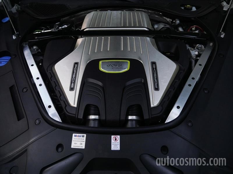 Porsche Panamera Turbo S E-Hybrid 2018